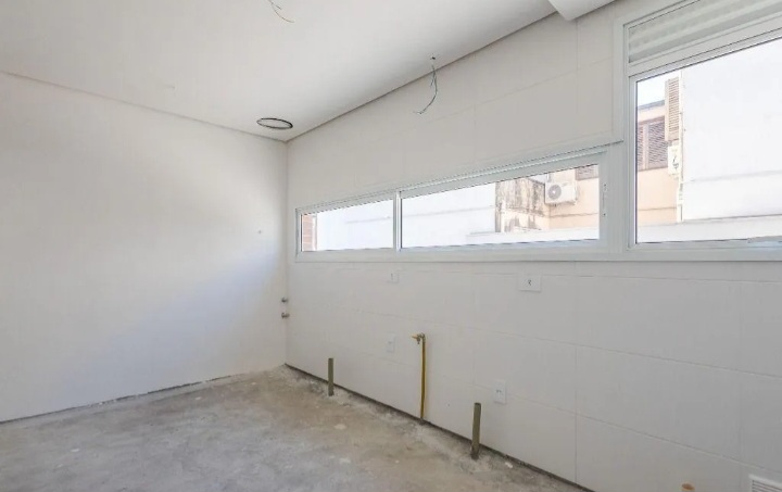 Apartamento à venda com 130m², 3 quartos, 1 suíte, 4 vagas no bairro Petrópolis em Porto Alegre - Foto 11