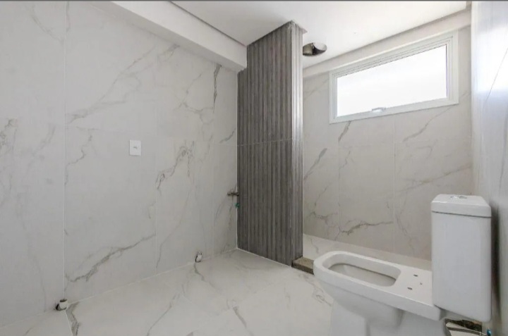 Apartamento à venda com 130m², 3 quartos, 1 suíte, 4 vagas no bairro Petrópolis em Porto Alegre - Foto 14