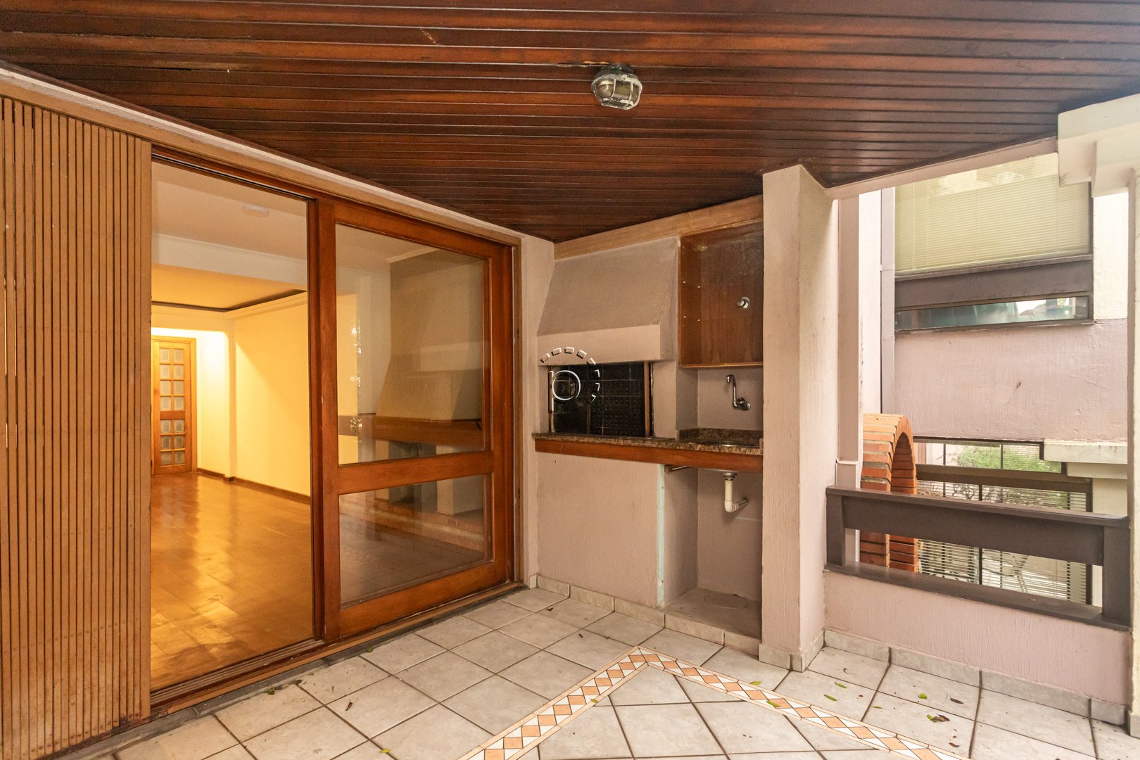 Apartamento à venda com 143m², 3 quartos, 1 suíte, 2 vagas no bairro Ipanema em Porto Alegre - Foto 12