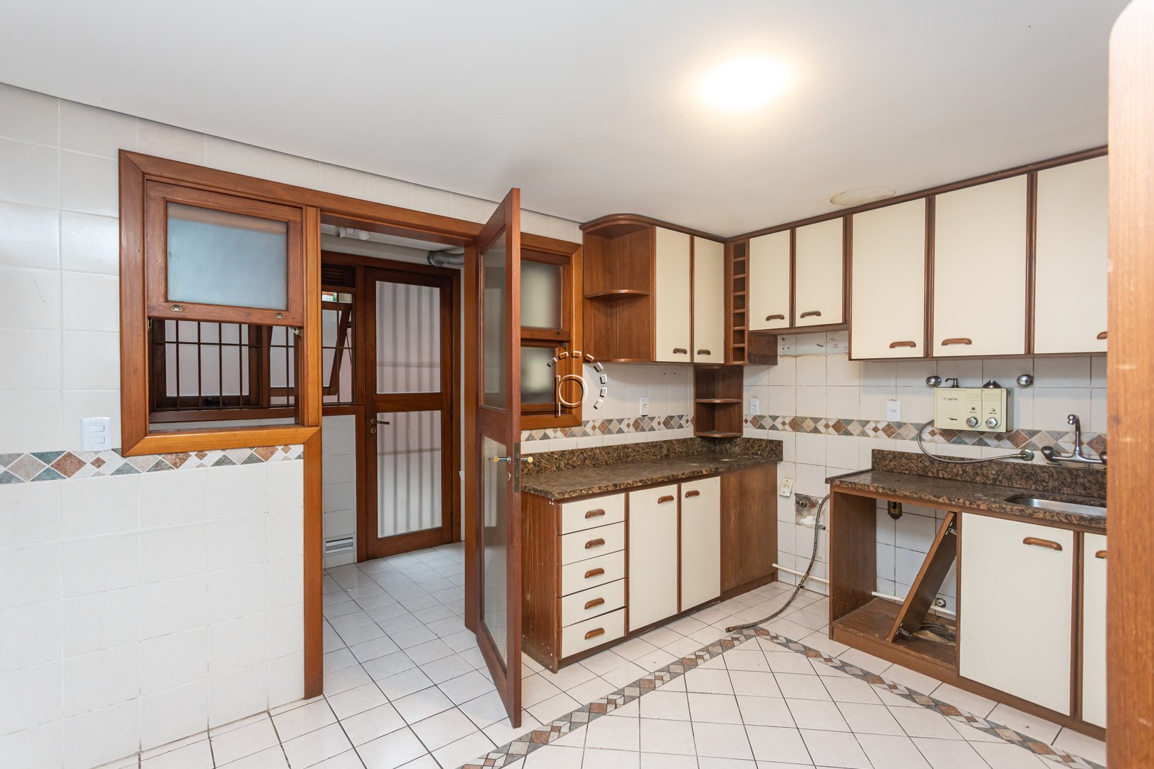 Apartamento à venda com 143m², 3 quartos, 1 suíte, 2 vagas no bairro Ipanema em Porto Alegre - Foto 15