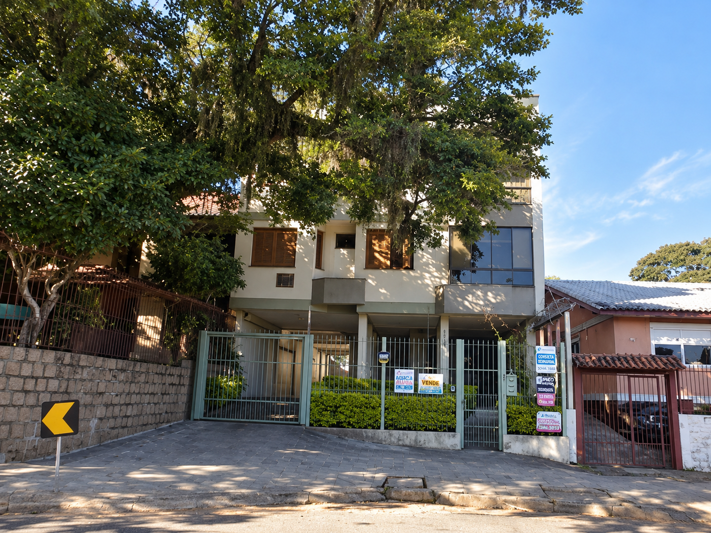 Apartamento para alugar com 40m², 1 quarto, 1 vaga no bairro Tristeza em Porto Alegre