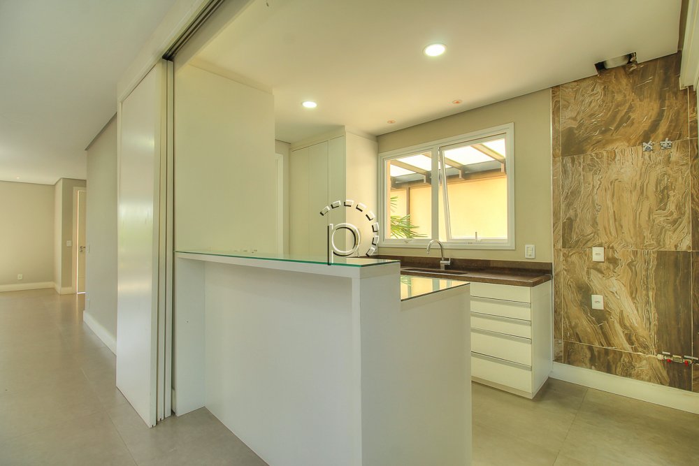 Casa em Condomínio à venda com 244m², 3 quartos, 3 suítes, 4 vagas no bairro Terra Ville em Porto Alegre - Foto 9