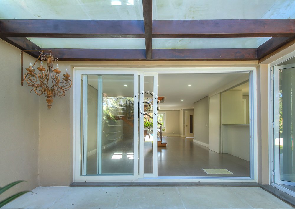 Casa em Condomínio à venda com 244m², 3 quartos, 3 suítes, 4 vagas no bairro Terra Ville em Porto Alegre - Foto 27