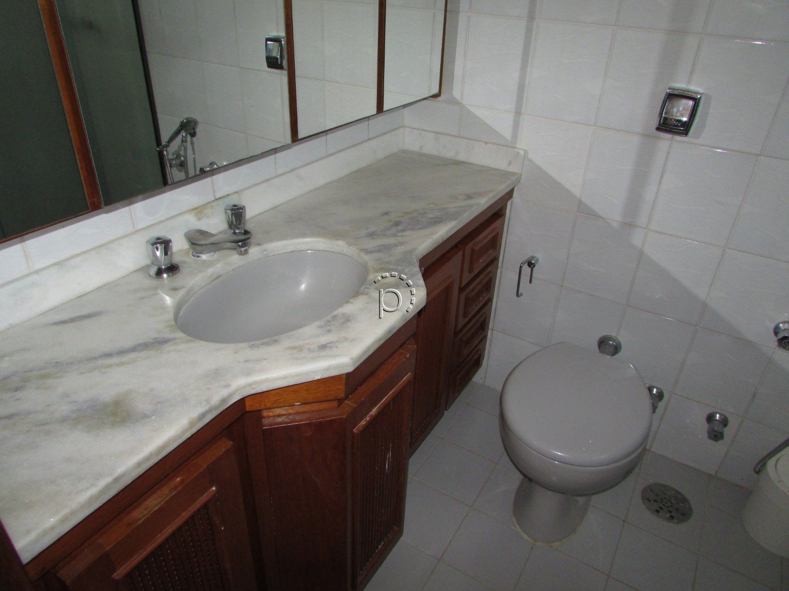 Casa em Condomínio à venda com 307m², 5 quartos, 2 suítes, 3 vagas no bairro Pedra Redonda em Porto Alegre - Foto 11