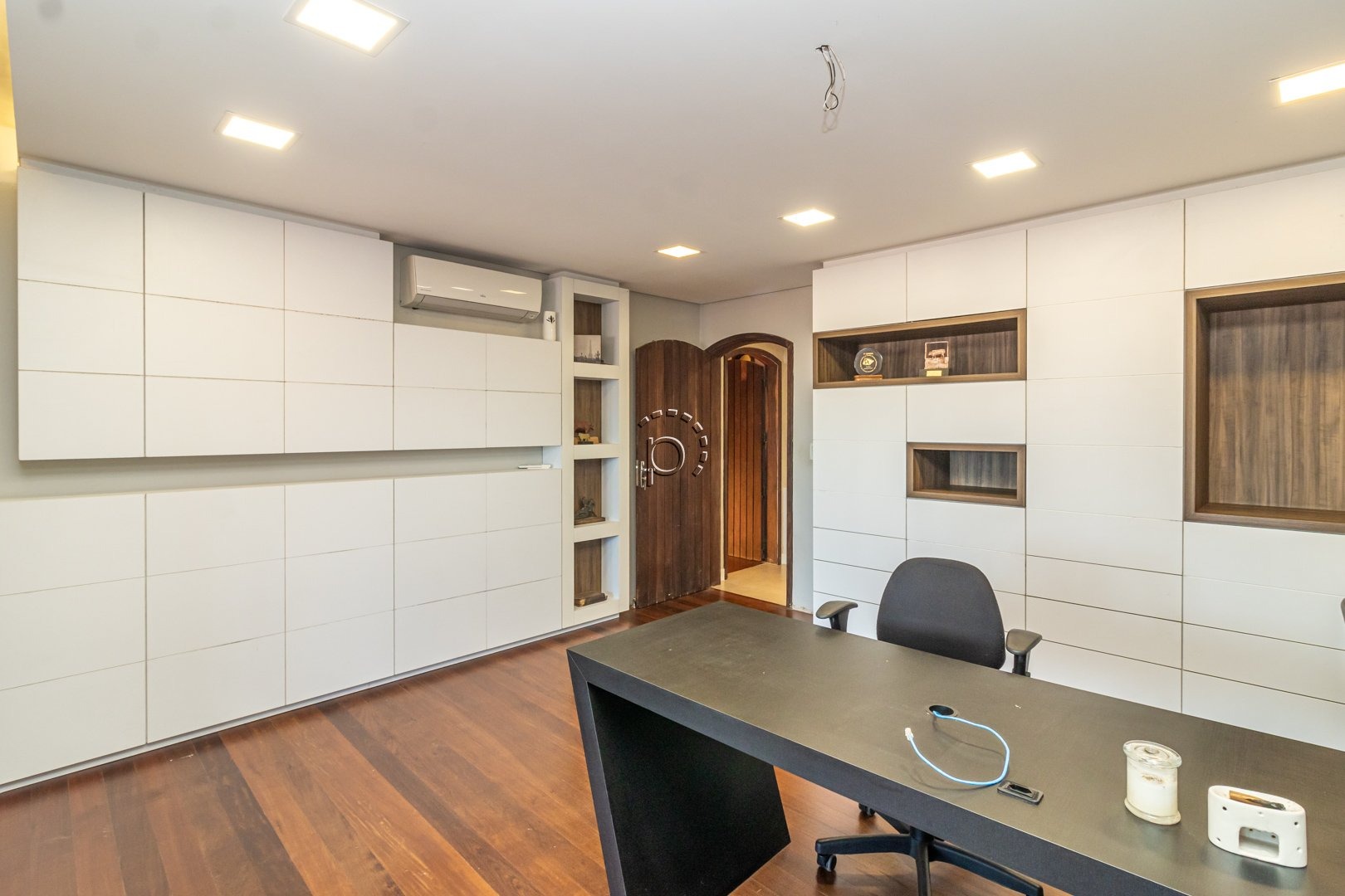 Casa à venda com 648m², 5 quartos, 5 suítes, 2 vagas no bairro Setimo Céu em Porto Alegre - Foto 9