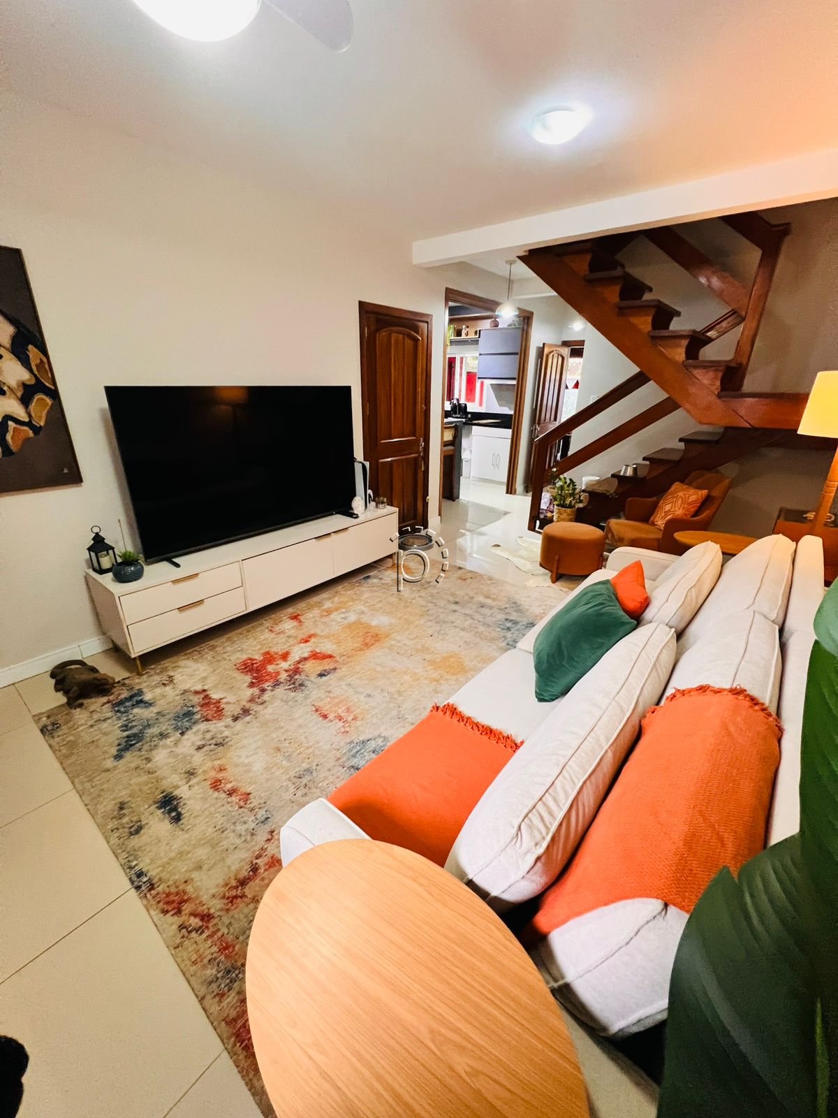 Casa em Condomínio à venda com 197m², 3 quartos, 2 vagas no bairro Guarujá em Porto Alegre