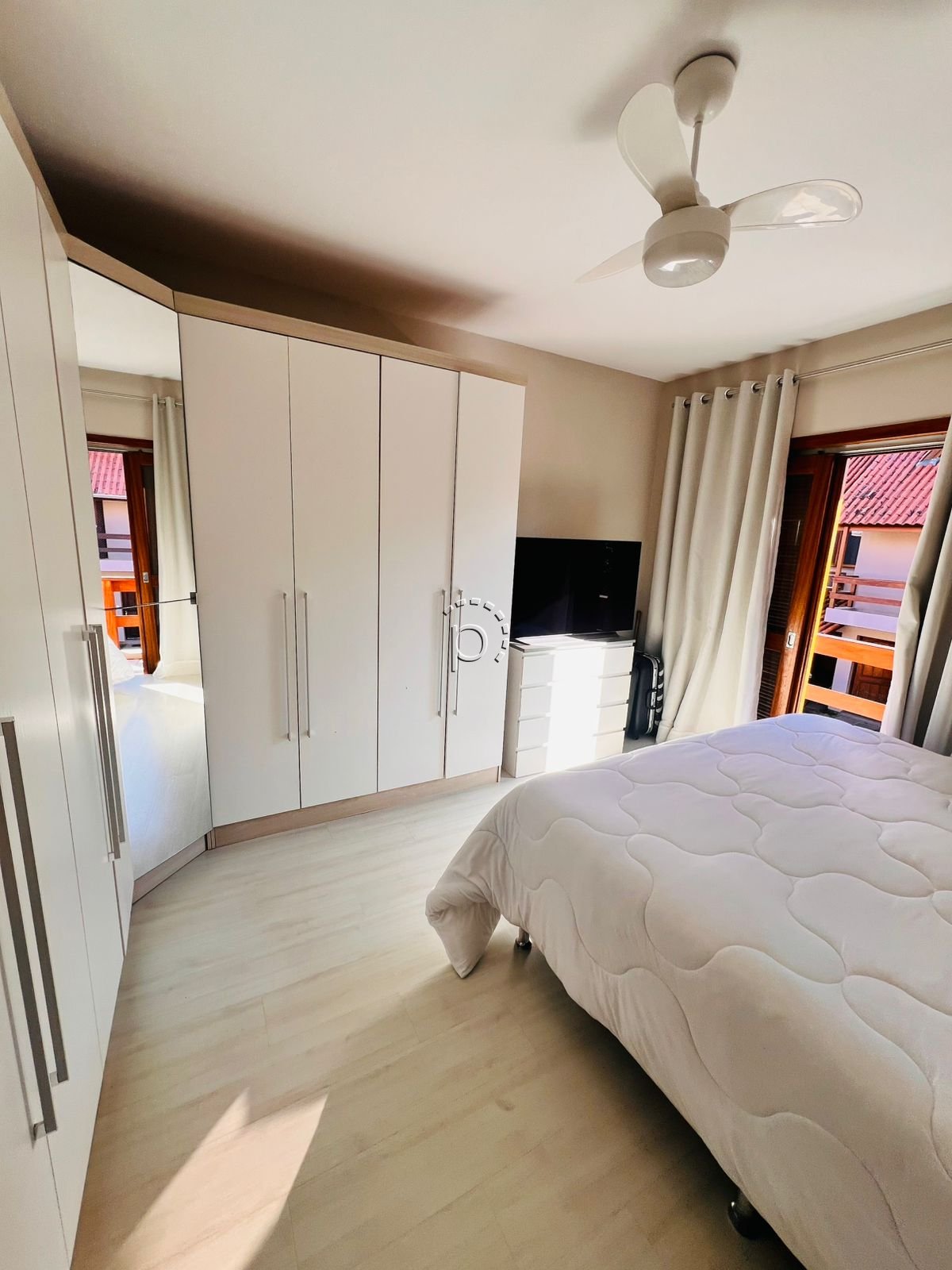 Casa em Condomínio à venda com 197m², 3 quartos, 2 vagas no bairro Guarujá em Porto Alegre - Foto 12