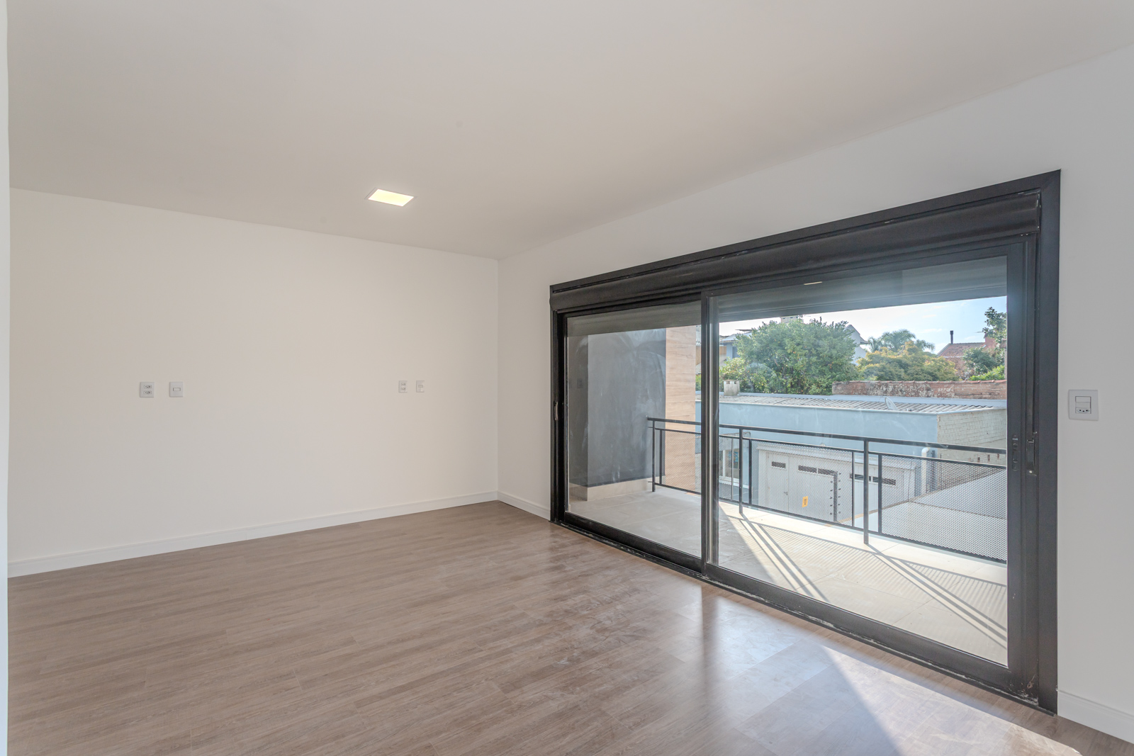 Casa para alugar com 165m², 3 quartos, 2 vagas no bairro Ipanema em Porto Alegre - Foto 6