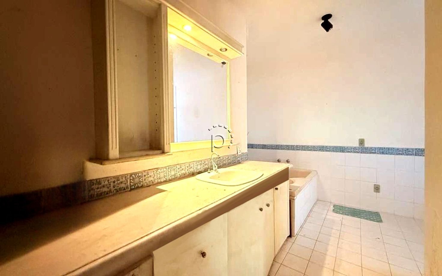Casa à venda com 300m², 5 quartos, 3 suítes, 2 vagas no bairro Vila Assunção em Porto Alegre - Foto 12