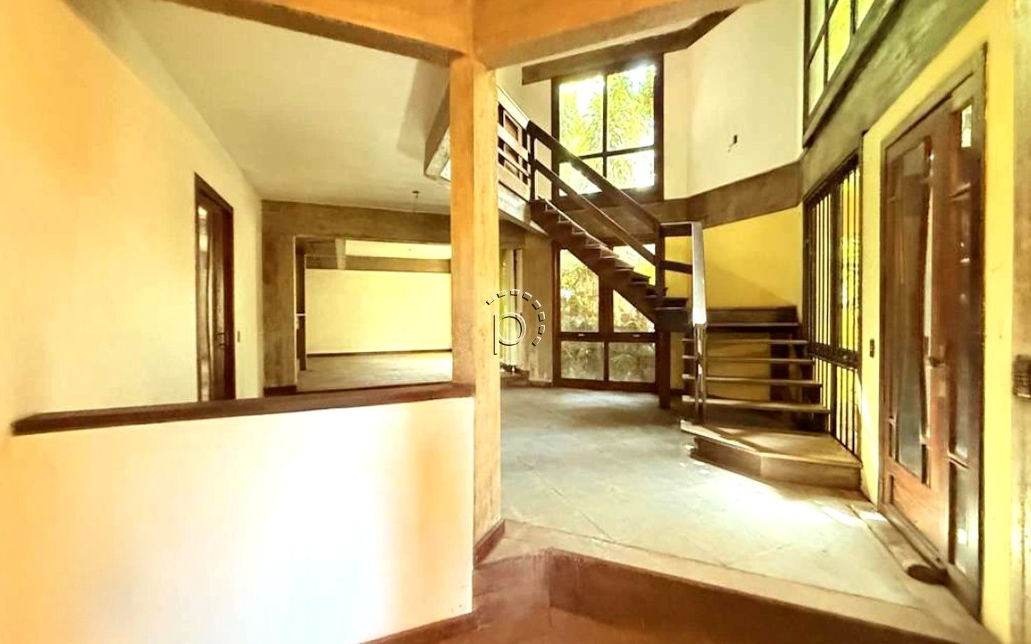 Casa à venda com 300m², 5 quartos, 3 suítes, 2 vagas no bairro Vila Assunção em Porto Alegre - Foto 4