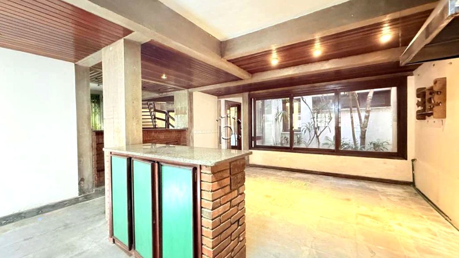 Casa à venda com 300m², 5 quartos, 3 suítes, 2 vagas no bairro Vila Assunção em Porto Alegre - Foto 3