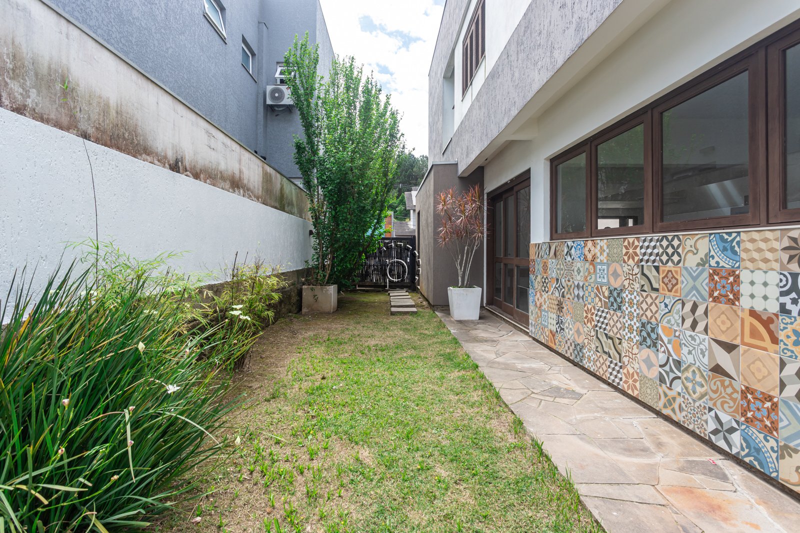 Casa em Condomínio à venda com 174m², 3 quartos, 1 suíte, 2 vagas no bairro Hípica em Porto Alegre - Foto 40
