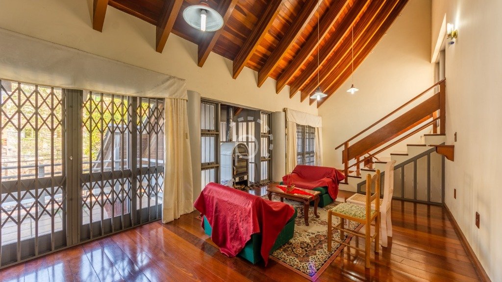 Casa à venda com 500m², 4 quartos, 3 suítes, 4 vagas no bairro Vila Assunção em Porto Alegre - Foto 4