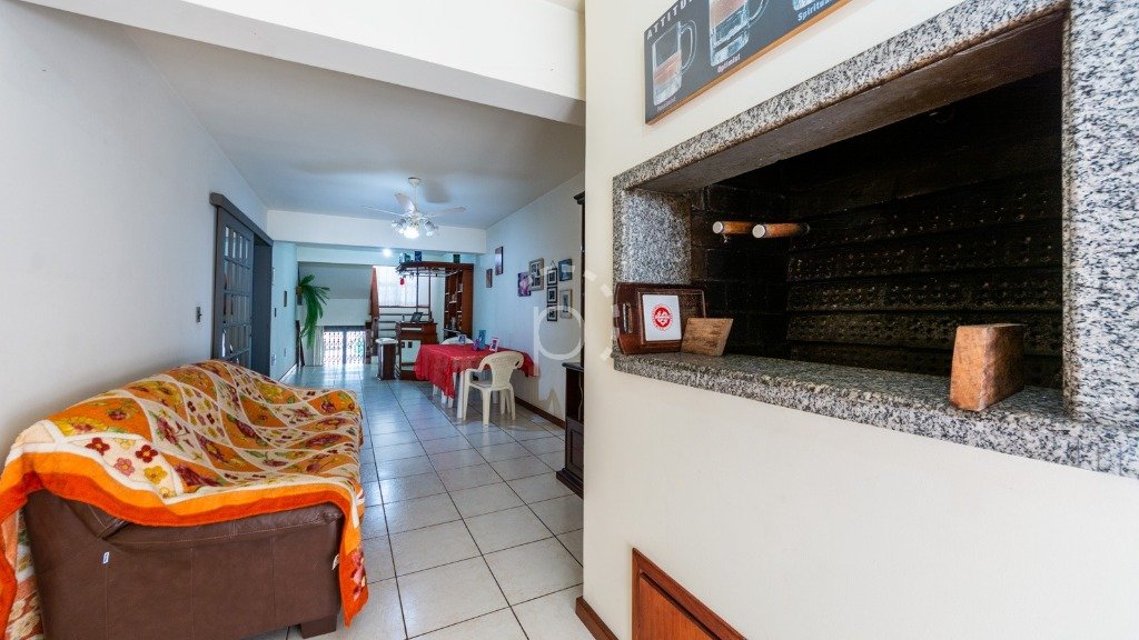 Casa à venda com 500m², 4 quartos, 3 suítes, 4 vagas no bairro Vila Assunção em Porto Alegre - Foto 8