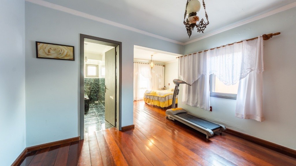 Casa à venda com 500m², 4 quartos, 3 suítes, 4 vagas no bairro Vila Assunção em Porto Alegre - Foto 11