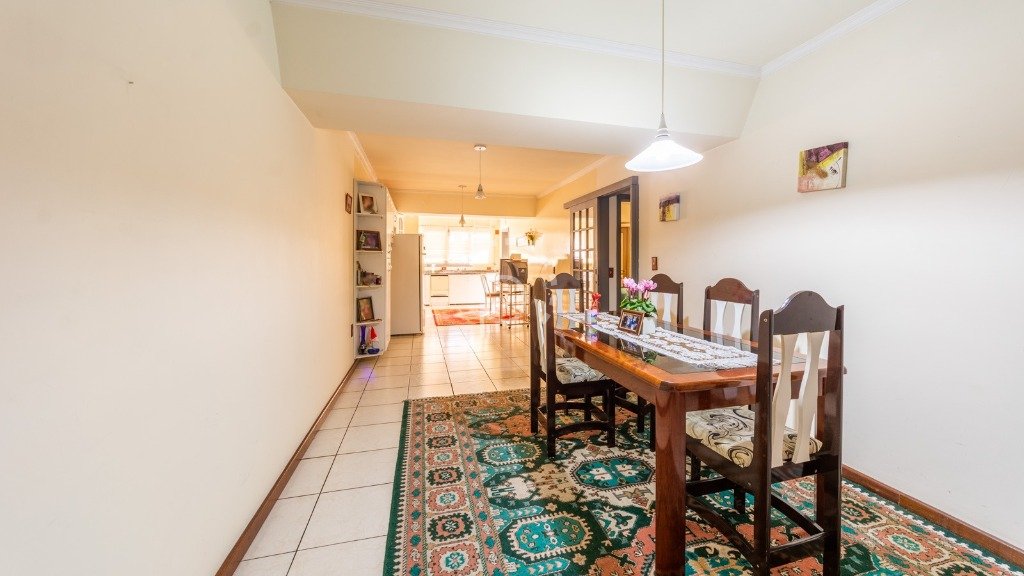 Casa à venda com 500m², 4 quartos, 3 suítes, 4 vagas no bairro Vila Assunção em Porto Alegre - Foto 6