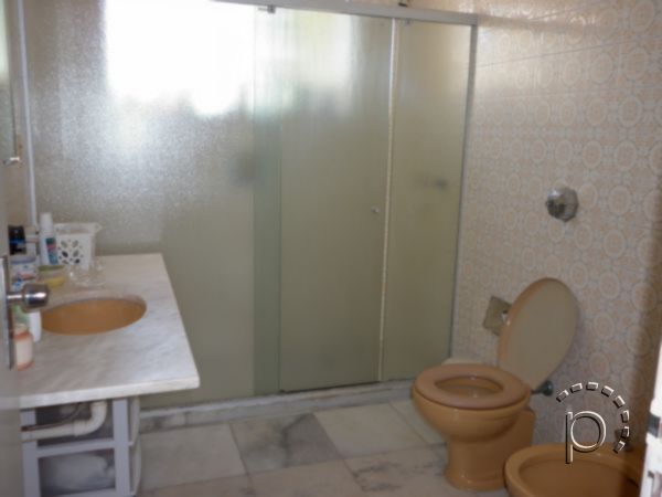 Casa à venda com 349m², 4 quartos, 1 suíte, 4 vagas no bairro Vila Assunção em Porto Alegre - Foto 11