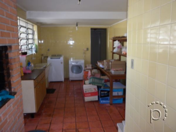 Casa à venda com 349m², 4 quartos, 1 suíte, 4 vagas no bairro Vila Assunção em Porto Alegre - Foto 13