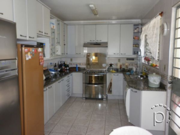 Casa à venda com 349m², 4 quartos, 1 suíte, 4 vagas no bairro Vila Assunção em Porto Alegre - Foto 6