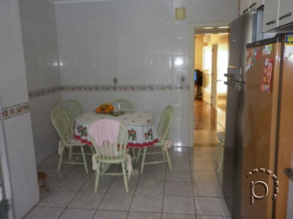 Casa à venda com 349m², 4 quartos, 1 suíte, 4 vagas no bairro Vila Assunção em Porto Alegre - Foto 7