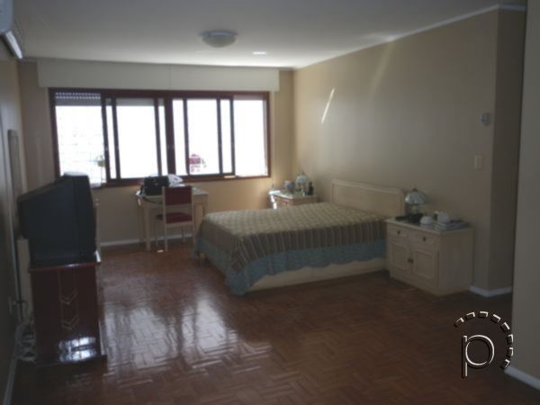 Casa à venda com 349m², 4 quartos, 1 suíte, 4 vagas no bairro Vila Assunção em Porto Alegre - Foto 8