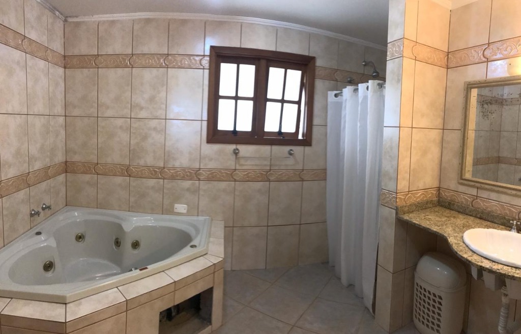 Casa à venda com 370m², 3 quartos, 1 suíte, 4 vagas no bairro Vila Conceição em Porto Alegre - Foto 17