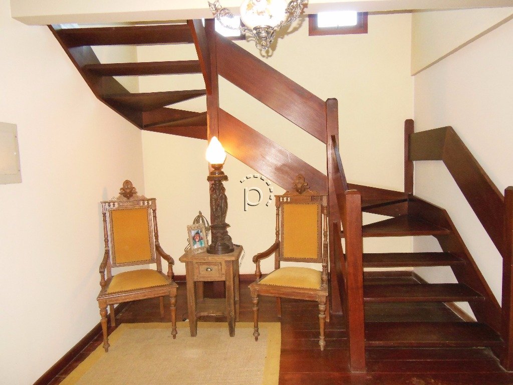 Casa à venda com 220m², 3 quartos, 1 suíte, 3 vagas no bairro Tristeza em Porto Alegre - Foto 8