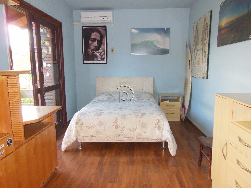 Casa à venda com 220m², 3 quartos, 1 suíte, 3 vagas no bairro Tristeza em Porto Alegre - Foto 12