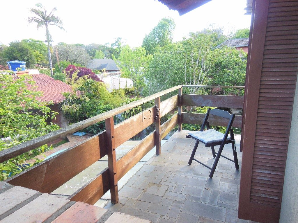 Casa à venda com 220m², 3 quartos, 1 suíte, 3 vagas no bairro Tristeza em Porto Alegre - Foto 14