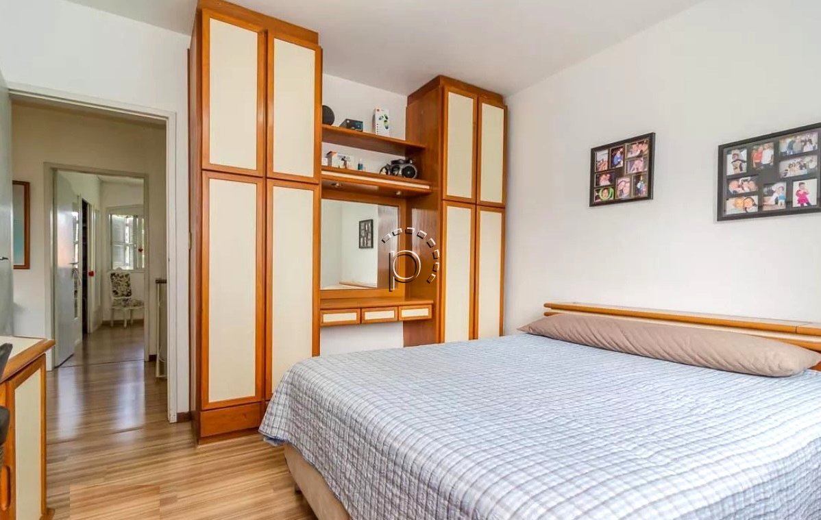 Casa à venda com 200m², 3 quartos, 1 suíte, 3 vagas no bairro Tristeza em Porto Alegre - Foto 8