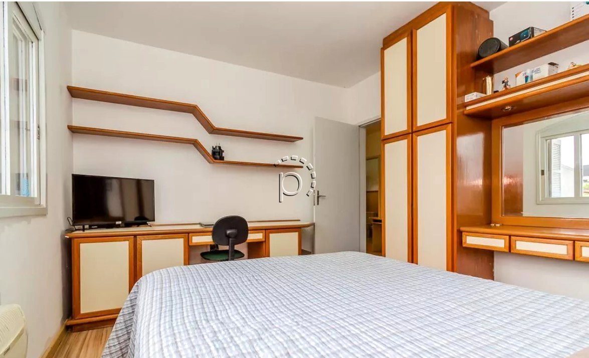 Casa à venda com 200m², 3 quartos, 1 suíte, 3 vagas no bairro Tristeza em Porto Alegre - Foto 10