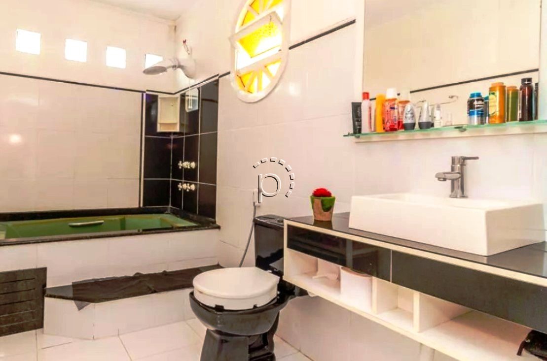 Casa à venda com 200m², 3 quartos, 1 suíte, 3 vagas no bairro Tristeza em Porto Alegre - Foto 19