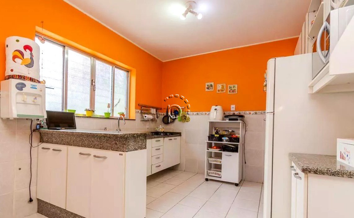 Casa à venda com 200m², 3 quartos, 1 suíte, 3 vagas no bairro Tristeza em Porto Alegre - Foto 20