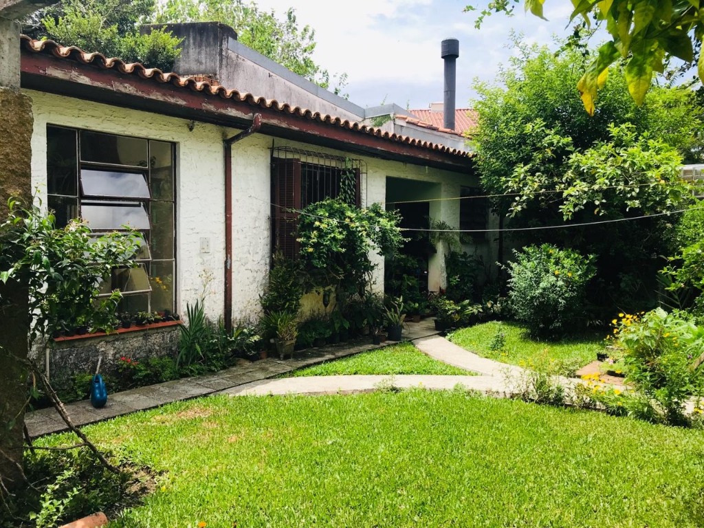 Casa à venda com 316m², 4 quartos, 3 suítes, 2 vagas no bairro Vila Assunção em Porto Alegre - Foto 12