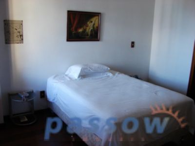 Casa à venda com 460m², 4 quartos, 1 suíte, 4 vagas no bairro Cristal em Porto Alegre - Foto 14