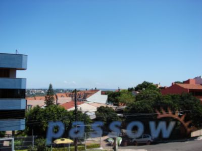 Casa à venda com 460m², 4 quartos, 1 suíte, 4 vagas no bairro Cristal em Porto Alegre - Foto 16