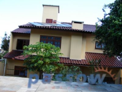 Casa à venda com 460m², 4 quartos, 1 suíte, 4 vagas no bairro Cristal em Porto Alegre - Foto 2