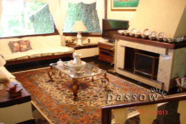 Casa à venda com 430m², 3 quartos, 2 suítes, 3 vagas no bairro Vila Assunção em Porto Alegre - Foto 4