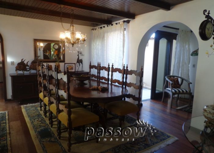 Casa à venda com 260m², 3 quartos, 1 suíte, 3 vagas no bairro Jardim Isabel em Porto Alegre - Foto 2