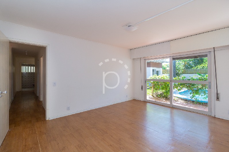 Casa à venda com 270m², 4 quartos, 1 suíte, 4 vagas no bairro Jardim Isabel em Porto Alegre - Foto 6