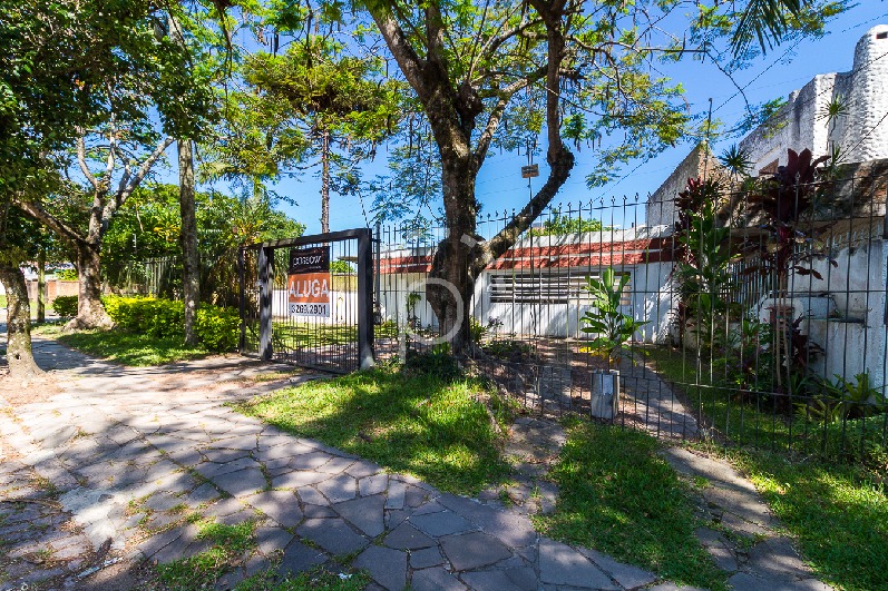 Casa à venda com 270m², 4 quartos, 1 suíte, 4 vagas no bairro Jardim Isabel em Porto Alegre - Foto 28