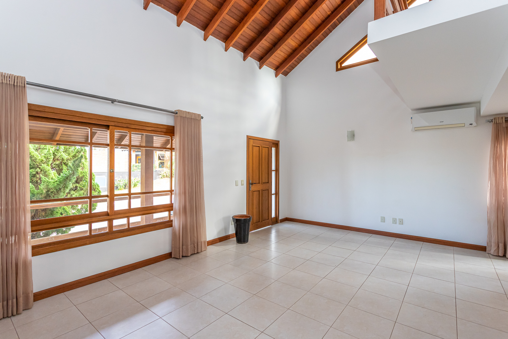 Casa em Condomínio à venda com 179m², 3 quartos, 3 suítes, 4 vagas no bairro Hípica em Porto Alegre - Foto 7
