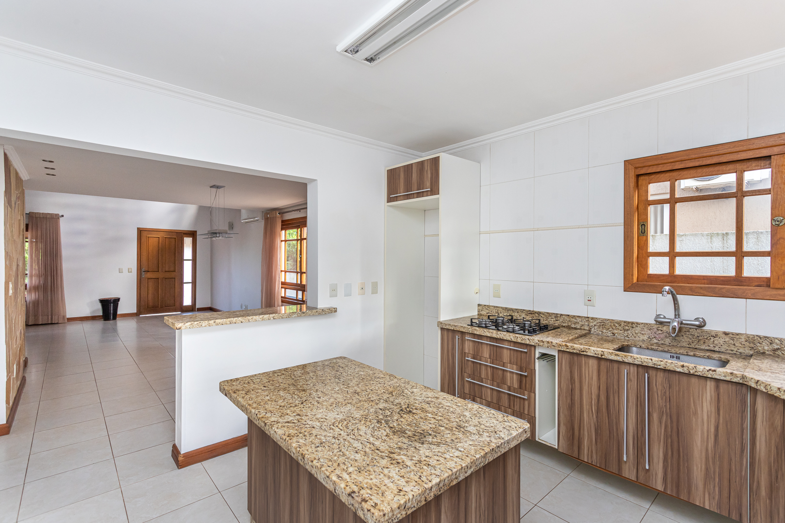 Casa em Condomínio à venda com 179m², 3 quartos, 3 suítes, 4 vagas no bairro Hípica em Porto Alegre - Foto 12